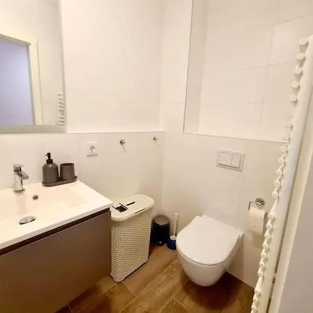 Luxury One Bedroom With Free Parking Apartment Luxembourg