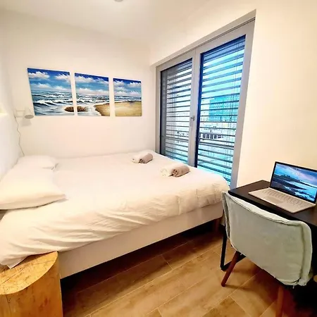 Luxury One Bedroom With Free Parking Luxembourg